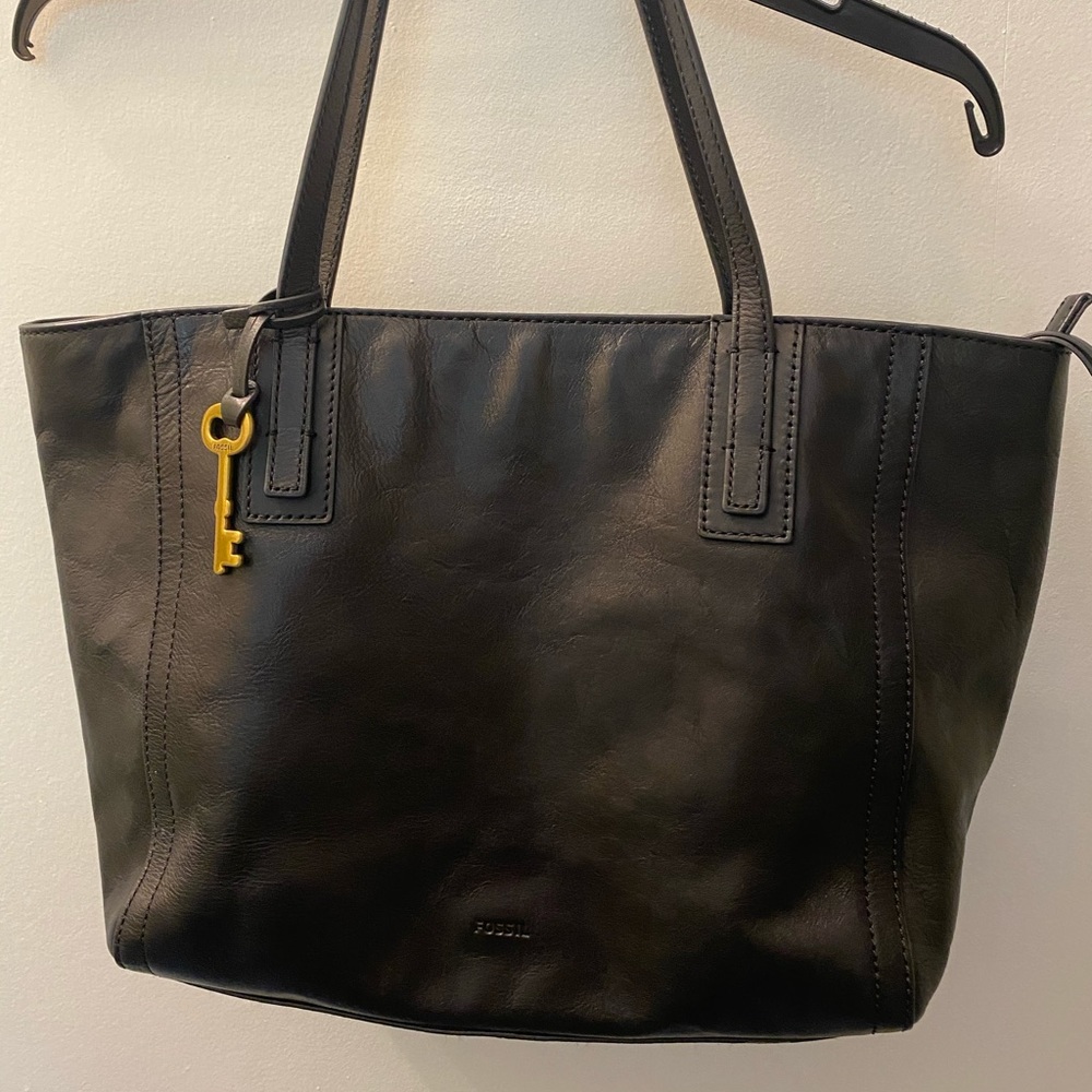 Fossil  leather black purse